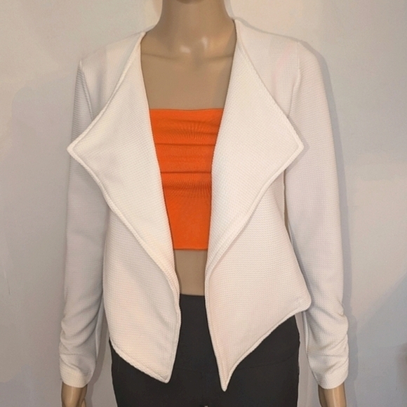 Woman's Crop Asymmetrical Blazer/Jacket - Picture 2 of 11